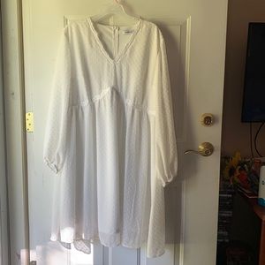 2XL Beautiful White Dress